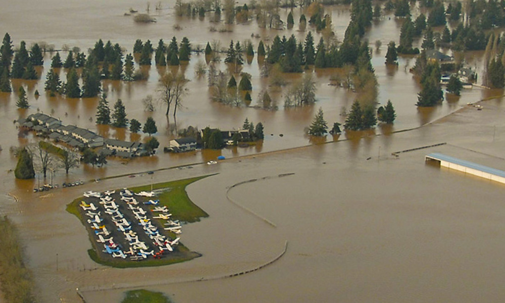 Flooded Chehalis River and surrounding town